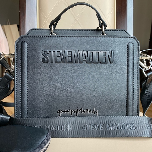 Steve Madden Handbags - Steve Madden Black Bevelyn Crossbody Handbag